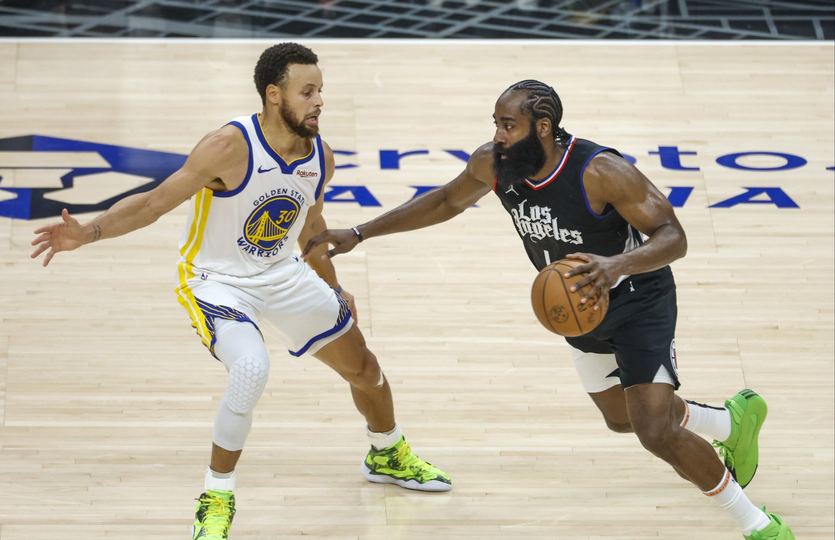 开云体育注册-单板滑雪9个阶段图解