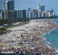 体育彩票-迈阿密热火训练开放日，加时末段防线松动引欢呼，意大利杯在即，更衣室氛围转暖(梅西缺席迈阿密国际在香港友谊赛引不满)